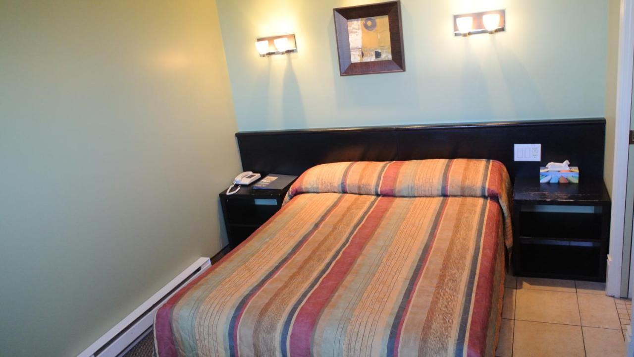 Motel Classique Joliette Extérieur photo